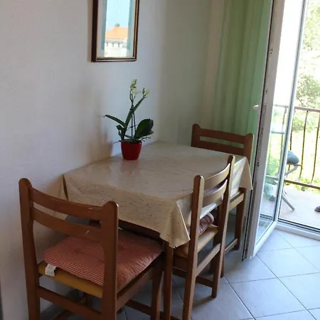 Apartmani Milkovic Tucepi Exterior photo