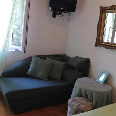 Apartmani Milkovic Tucepi Exterior photo