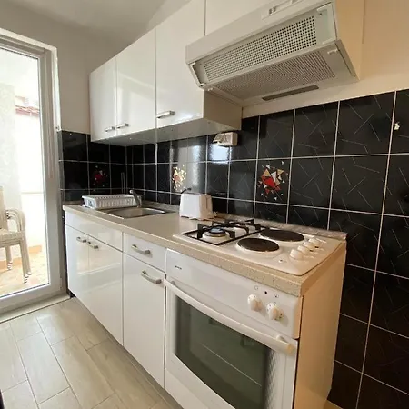 Apartmani Milkovic Tucepi Exterior photo