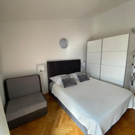Apartmani Milkovic Tucepi Exterior photo