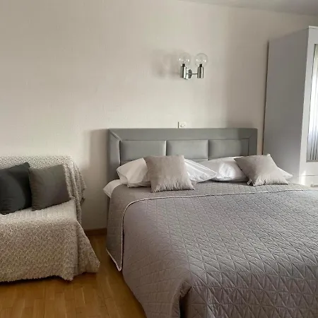 Apartmani Milkovic Tucepi Exterior photo
