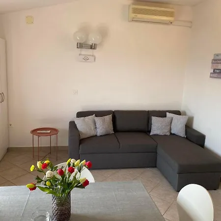 Apartmani Milkovic Tucepi Exterior photo